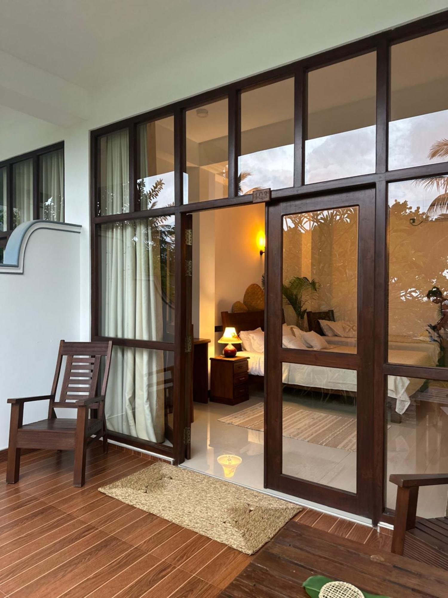 Reef Serenity 3* Mirissa